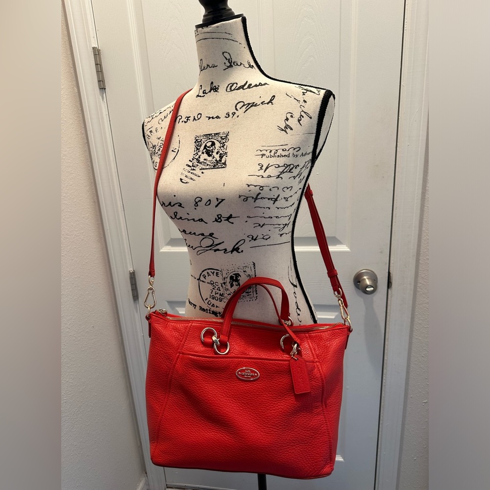 Coach Pebbled Leather Shoulder Tote